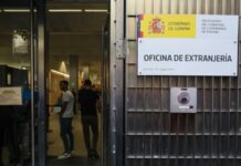 La regularización masiva y sus sombras: dudas sobre el fondo, la forma y el momento
